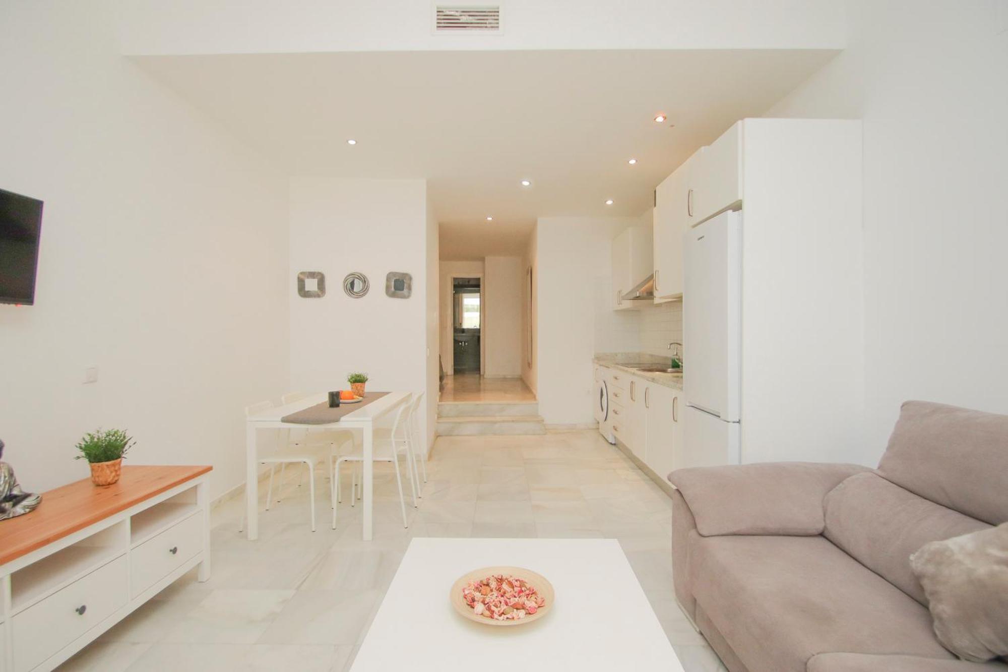 Lovely Apt In The City Center - 15M Walk Giralda Sevilha Exterior foto