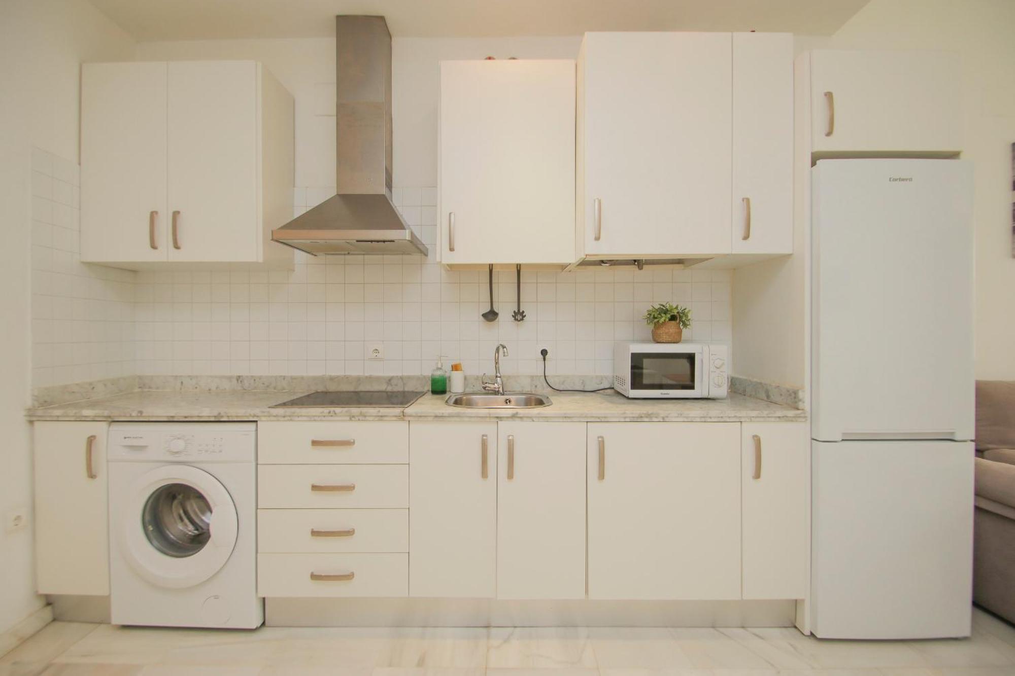 Lovely Apt In The City Center - 15M Walk Giralda Sevilha Exterior foto